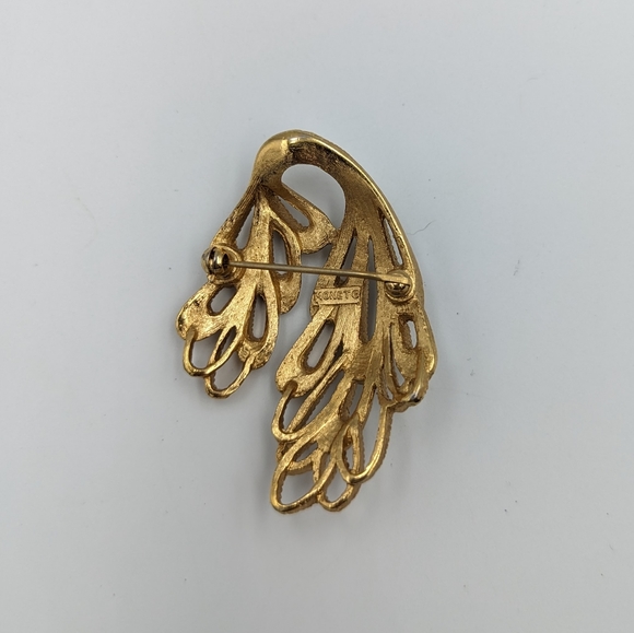 Monet Vintage Brooch Gold Tone Floral Feather Abstract Motifs Pin Marked 2 inch - Picture 3 of 7